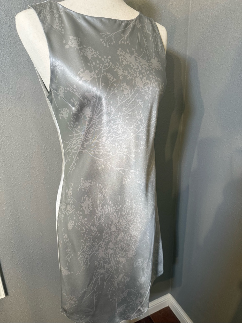DKNY Silver Floral Print Silk Satin Slip Dress sz 6